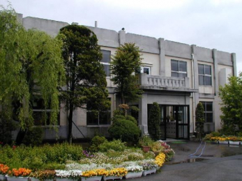 ���ӊ��@�؍X�Îs�����c���w�Z �k��20���B 1590m