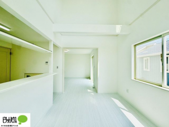 ���r���O�@�l�C�̑ΖʃL�b�`���ŉƑ��݂�Ȃ������ꏏ�B