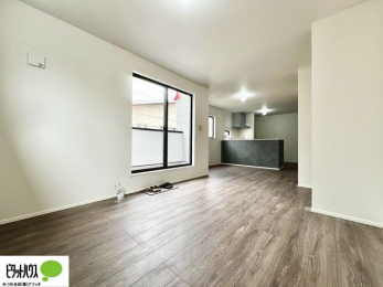 ���r���O�@���r���O����̓L�b�`���ɂ���}�}��p�p��������̂ŁA���q�l���V�񂾂�x�񂾂���S���ĉ߂������Ƃ��ł��܂��B