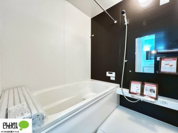 �����@�����̔�������Ă����o�X���[���͍L�X�������B�x���͂��q�l�ƈꏏ�ɗV�тȂ������܂��ˁB