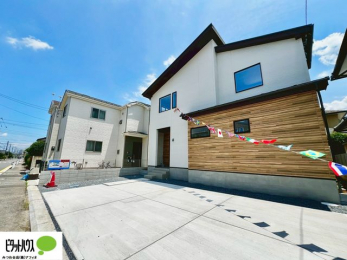 �O�ώʐ^�@�O�ʓ��H�܂ތ��n�ʐ^