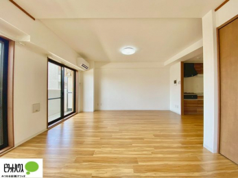 ���̑��@���R�����������ޒg���ȃ��r���O�B��������ɂ͓Ǐ��₨���Q�ł����Ȃ���̂�т�Ɖ߂����ЂƎ����B