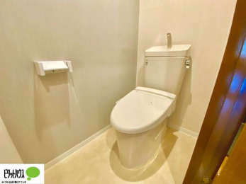 �g�C���@1�E2�K�E�H�V�����b�g�g�C�������B