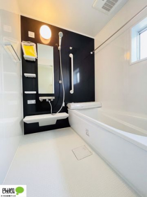 �����@�{�H��ʐ^�F1���̔�����������x���̓��͂��q�l�Ƃ̃R�~���j�P�[�V�����̏�Ƃ���