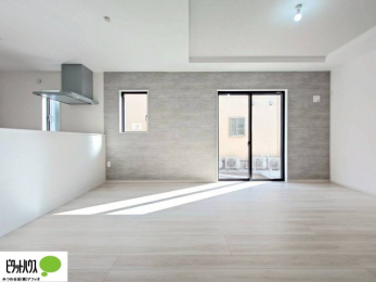 ���r���O�@�A�N�Z���g�N���X���g�p�����A�������ȃ��r���O