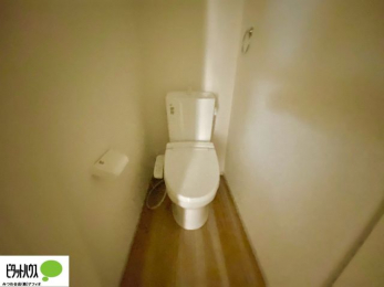 �g�C���@1�E2�K�E�H�V�����b�g�g�C�������B