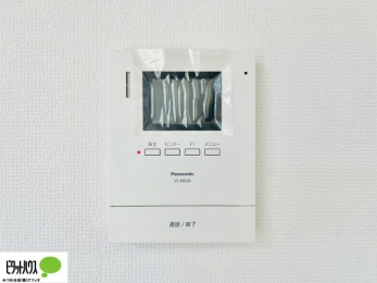 ���̑��@������Ԃ����S��TV���j�^�[�t���C���^�[�z��