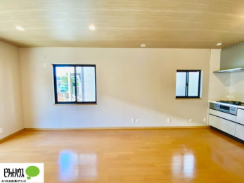 ���r���O�@���r���O����̓L�b�`���ɂ���}�}��p�p��������̂ŁA���q�l���V�񂾂�x�񂾂���S���ĉ߂������Ƃ��ł��܂��B