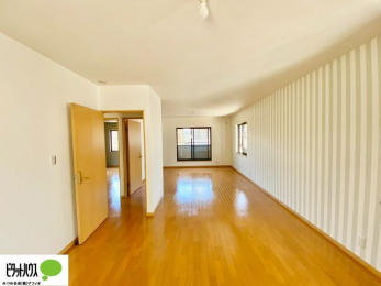 �Q���@�o���R�j�[�ւƑ������邢�����B