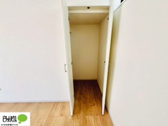 ���̑��@���������r���O���[