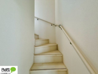 ���̑��@1�K�̓V���b�^�[�J�˂ŋ����΍��h�����E�h�ΐ�������܂��B