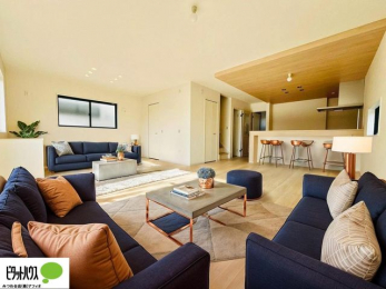 ���r���O�@�Ƒ��݂�Ȃ�������肭�낰��L�X�Ƃ���23���ȏ�̃��r���O�ł������ۂ̎����ʐ^��CG�ŉƋ��z�u�����C���[�W�ł���A���ۂƂ͑����قȂ�܂��B