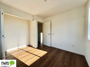 �o���R�j�[�@�����Ղ���[�ł����������ꂢ�ɕЕt���܂��B