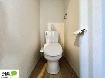 �g�C���@1�E2�K�E�H�V�����b�g�g�C�������B