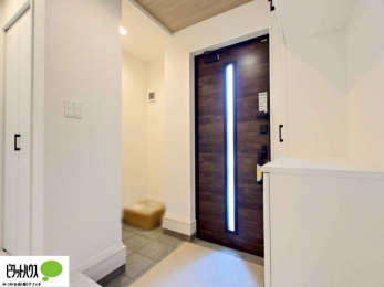 ���ց@�x�r�[�J�[��S���t�o�b�N�Ȃǂ��̂܂܎��[�ł���V���[�Y�C���N���[�N�B