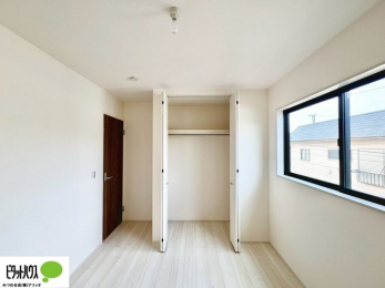 ���[�@���[�X�y�[�X���L�x�ł��������L���g���܂��B