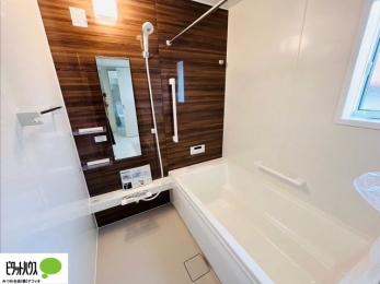 �����@�{�H��ʐ^�F1���̔�����������x���̓��͂��q�l�Ƃ̃R�~���j�P�[�V�����̏�Ƃ���