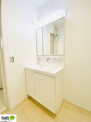 ���ʑ�E���ʏ��@�{�H��ʐ^�F�V�����[�t���O�ʋ����ʑ�B�֗��Ȏ��[�I�Ń^�I���⏬�����X�b�L���B