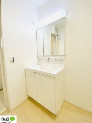 ���ʑ�E���ʏ��@�{�H��ʐ^�F�V�����[�t���O�ʋ����ʑ�B�֗��Ȏ��[�I�Ń^�I���⏬�����X�b�L���B