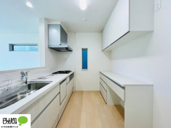 Lb`@{Hʐ^FƑƂbȂyłJE^[Lb`