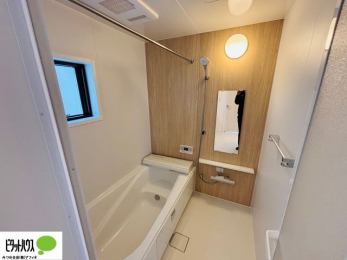 �����@�����������F���̗����ŁA1���̔��������������Ă��������B