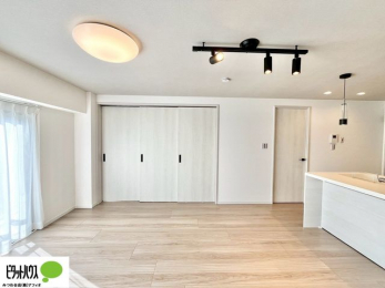 rO@傫ȑۓIȃrÓA邢CɂĂ܂ˁB