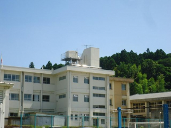 ���ӊ��@�s���s���s����ꏬ�w�Z �k��11���B 880m