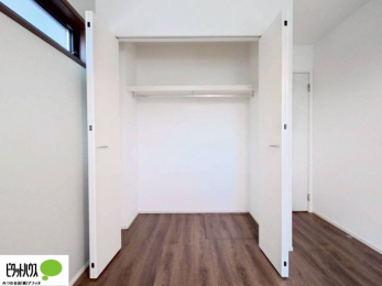 [@傫Ȏ[͂mׂG݂Ղ肵܂܂B