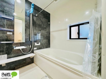 �����@�{�H��ʐ^�@�L�X�o�X���[���ň���̔��������������܂��B