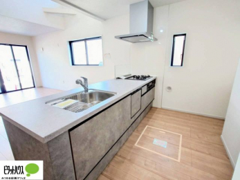 Lb`@ƑƂbȂyłJE^[Lb`B