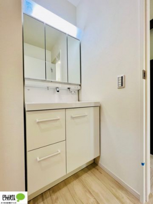 ���ʑ�E���ʏ��@�{�H��ʐ^�@�g���₷���V���v���Ȑ��ʉ��ϑ�B�����̎x�x�͂�������n�܂�܂��B