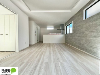 ���r���O�@���r���O����̓L�b�`���ɂ���}�}��p�p��������̂ŁA���q�l���V�񂾂�x�񂾂���S���ĉ߂������Ƃ��ł��܂��B