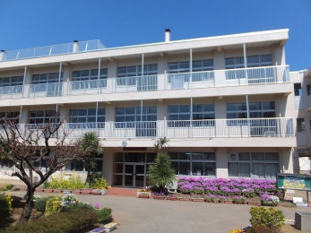 ���ӊ��@��t�s������ߑ䏬�w�Z �k��9���B 700m