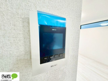 ���̑��@������Ԃ����S��TV���j�^�[�t���C���^�[�z��