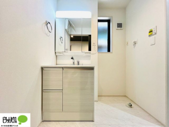 ���ʑ�E���ʏ��@�{�H��ʐ^�@�傫�ȋ��Ō��₷�����ʉ��ϑ�