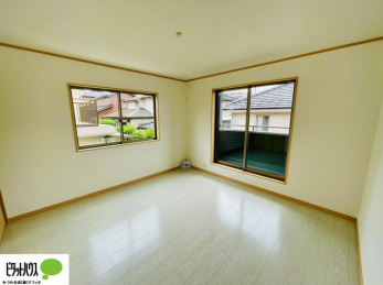 ���̑����ρ@2�ʍ̌��Ŗ��邭�A���ʂ��̗ǂ��������ł��B