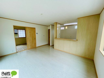 ���r���O�@�l�C�̑ΖʃL�b�`���ŉƑ��݂�Ȃ������ꏏ�B