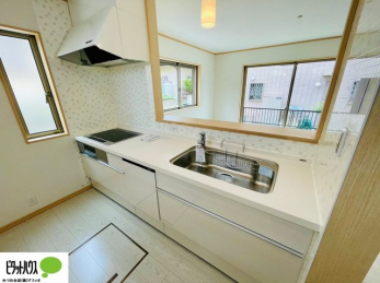 �L�b�`���@�Ƒ��Ƃ��b���Ȃ���y���������ł���J�E���^�[�L�b�`��