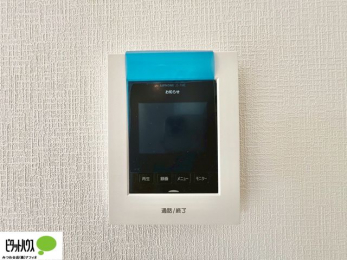 ���̑��@������Ԃ����S��TV���j�^�[�t���C���^�[�z��