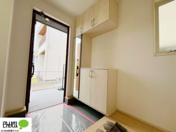 ���ց@�V���[�Y�{�b�N�X�ɂ́A�g�����Ȃ݃`�F�b�N���ł���S�g�~���[�t���I