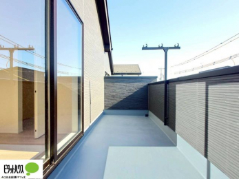 ���ց@�z�c�₽������̐��󕨂������郏�C�h�o���R�j�[