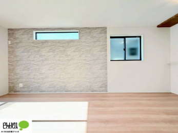 ���r���O�@�A�N�Z���g�N���X���g�p�����A�������ȃ��r���O