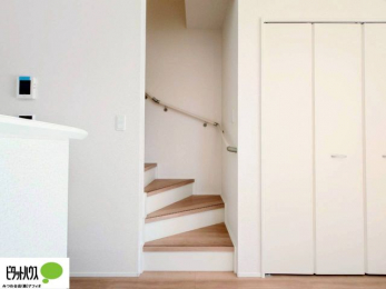 ���[�@�肷��t���K�i�B�����Ȃ��q�l���N�z�̕������S�ɏ�艺��ł��܂��B