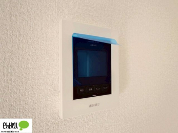 ���̑��@T���b�NII�F���Ɗ�b���Œ肷��I���W�i������T���b�NII�B�䕗�Ȃǂ̋����ɑς�����ϋv����ۂ��܂��B