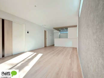 ���ӊ��@�E�G���V�A��t���ΓX �k��12���B 950m