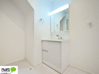 ���̑��@�{�H��ʐ^�@24���Ԋ��C�E���C�E�����E�����E�g�[�t��