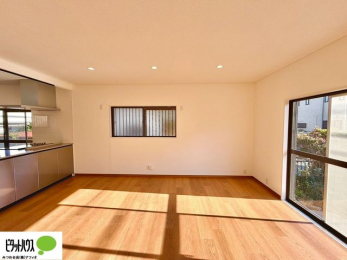 Lb`@lC̑ΖʃLb`ŉƑ݂ȂꏏB