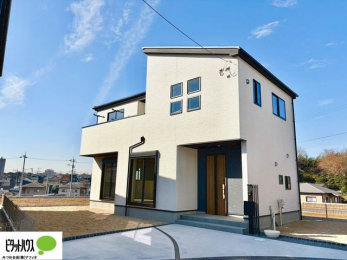 �L�b�`���@�{�H��ʐ^�@�l�C�̃J�E���^�[�L�b�`������́A���r���O�ɂ��邲�Ƒ��̗l�q���f���܂�