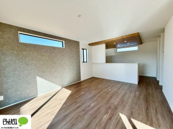 ���r���O�@�l�C�̑ΖʃL�b�`���ŉƑ��݂�Ȃ������ꏏ�B