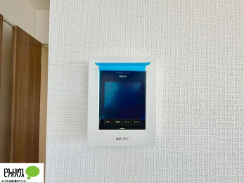 ���̑��@������Ԃ����S��TV���j�^�[�t���C���^�[�z��